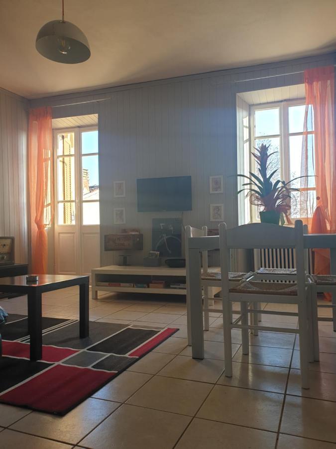 Morenikahome Borgofranco d'Ivrea Eksteriør billede